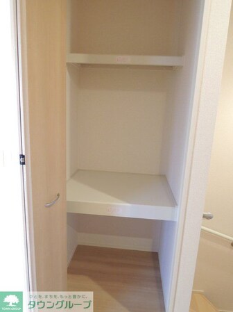 ファミールAの物件内観写真